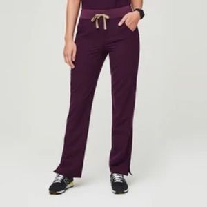 Figs deep purple kade cargo